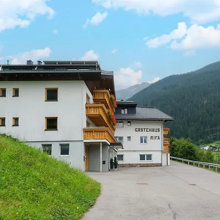 With Ski-storage Apartment *