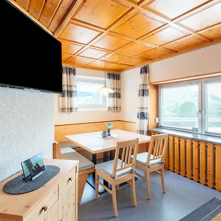 With Ski-storage Apartment *