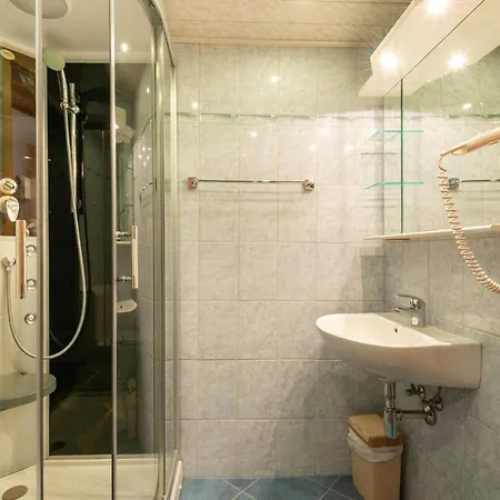 With Ski-storage Apartment *