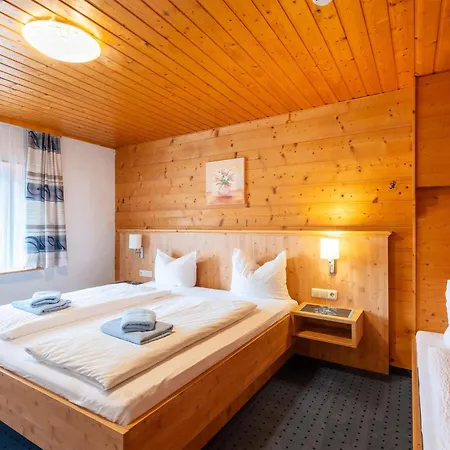 With Ski-storage Apartment *