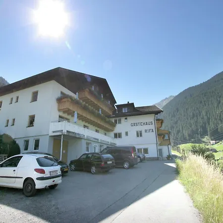 With Ski-storage Apartment
